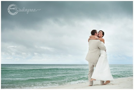 4 Adorable Beach Wedding Photo Ideas