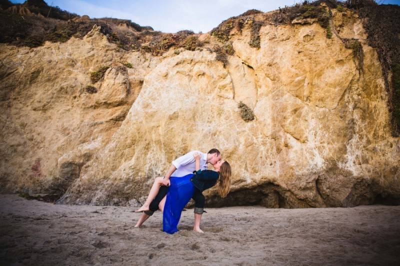 Andrews_Smith_Shed_Light_Photography_TKEngagedBeach44_low