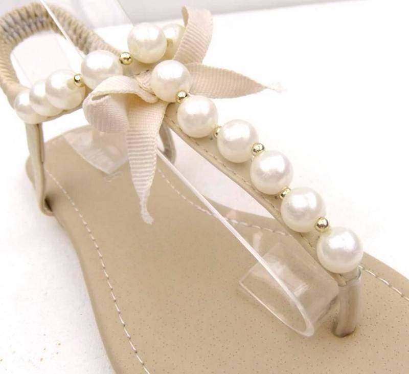 5 Gorgeous Beach Bride Accessories to Consider for Spring