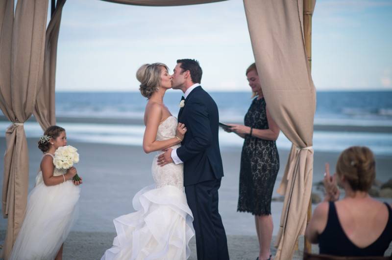 A Rustic and Chic Beach Wedding