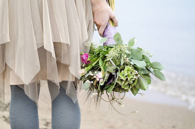 Neutrals (1)