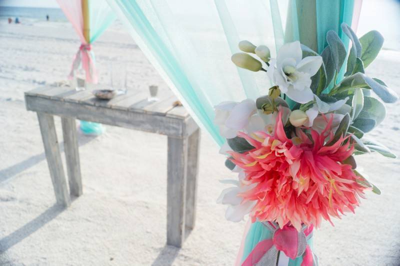 Vibrant and Romantic | Turquoise and Pink