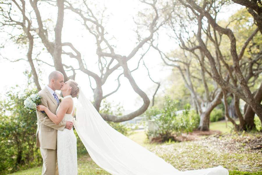 A Dainty and Nautical Wedding