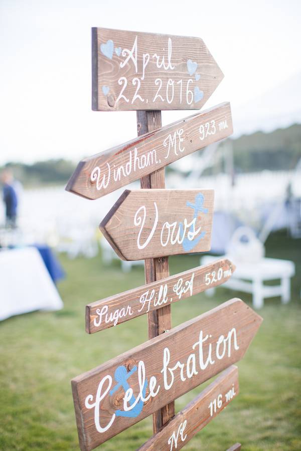 A Dainty and Nautical Wedding