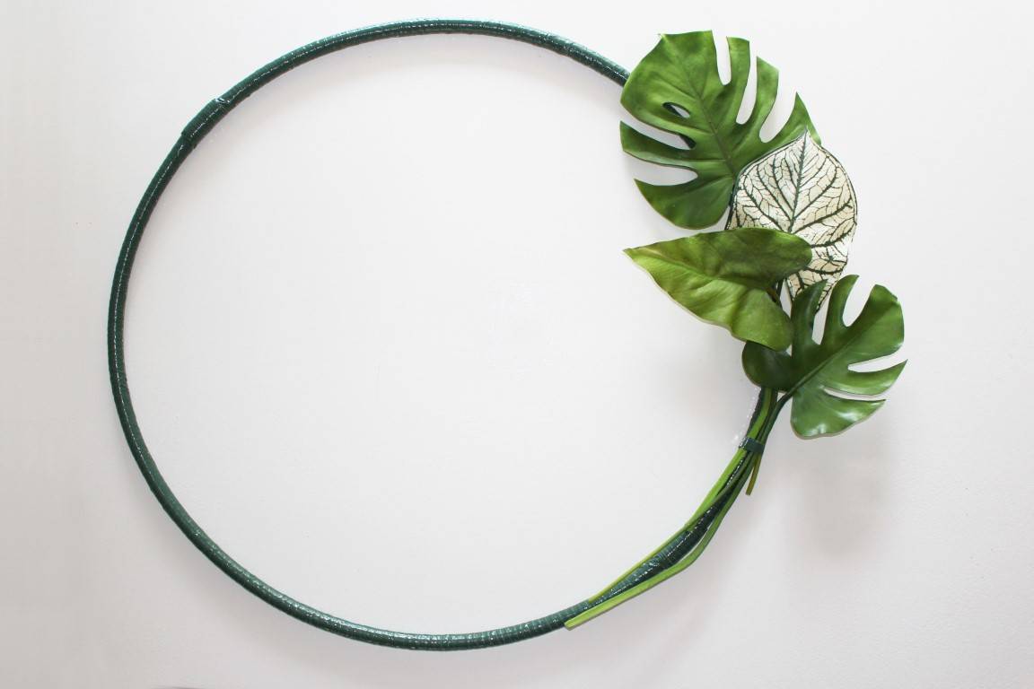 DIY Tropical Wreath Tutorial