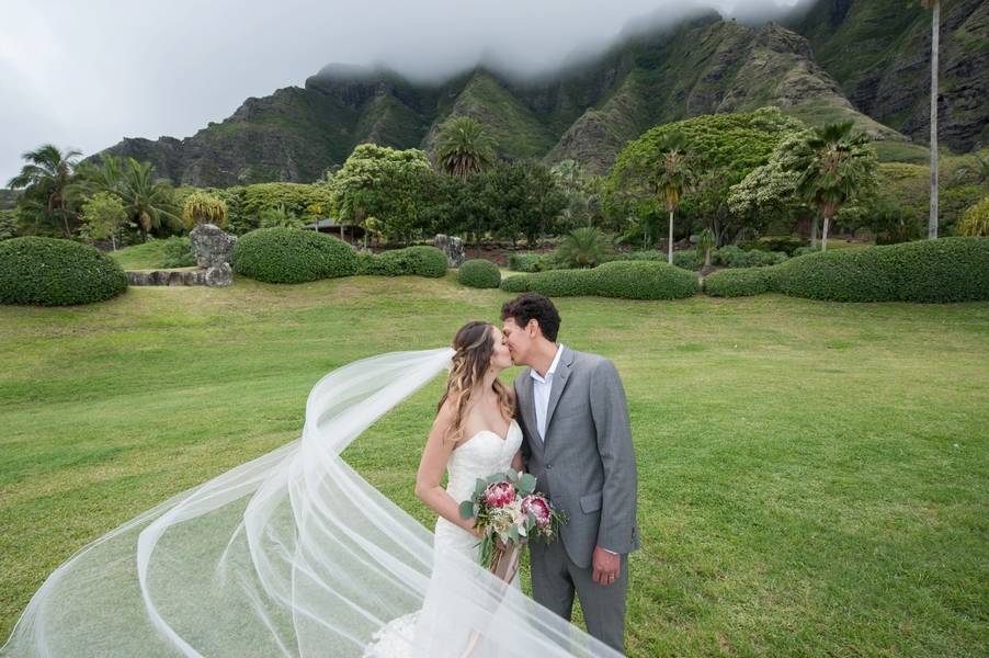 Lush Hawaiian Ranch Wedding