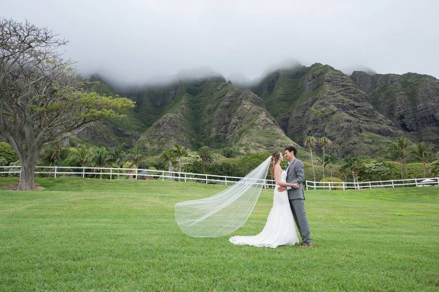 Lush Hawaiian Ranch Wedding