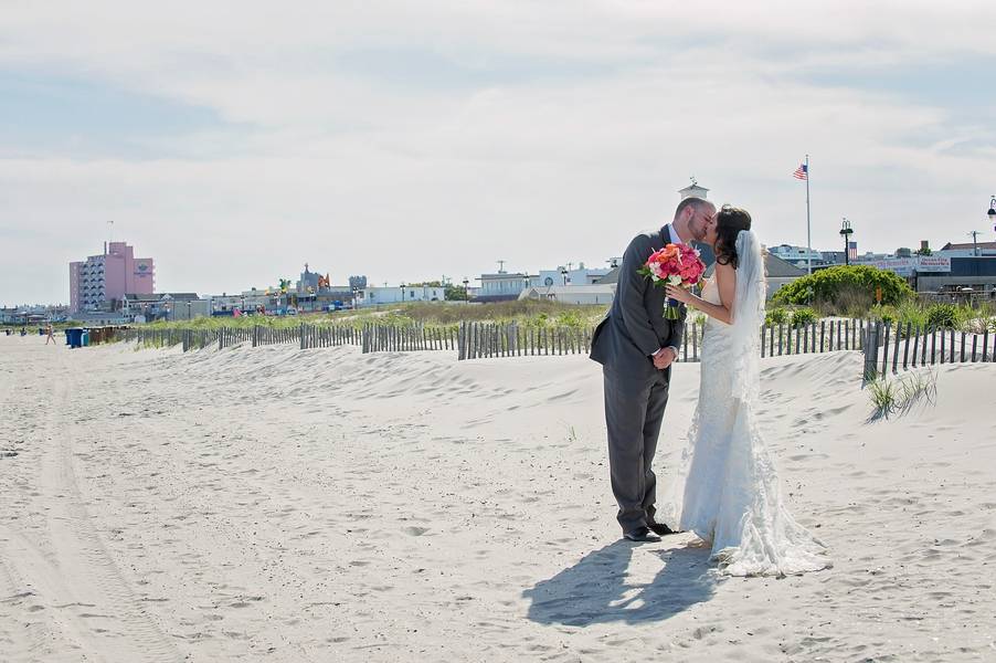 Pink and Navy Nautical Beach Wedding