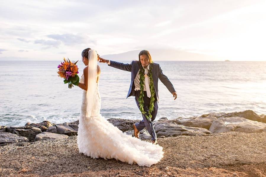 Maui Wedding at Dragon Fruit Farm