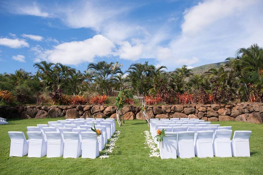 Maui Wedding at Dragon Fruit Farm