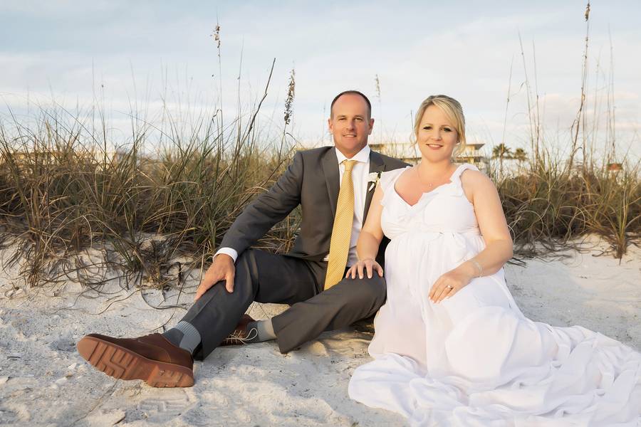 Minimalistic Wedding by the Oceans Edge