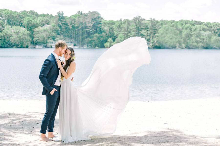 Tropical Summer Inspired Styled Shoot