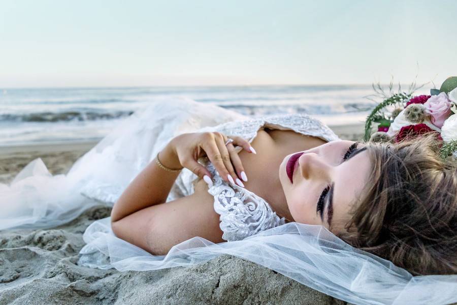 Butterfly Beach Four Seasons Bridal Session