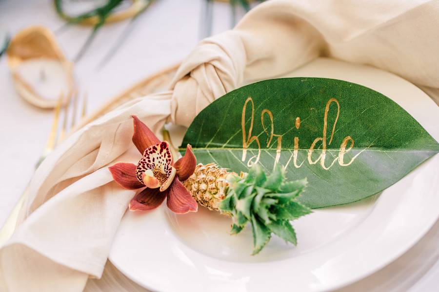 Tropical Summer Inspired Styled Shoot