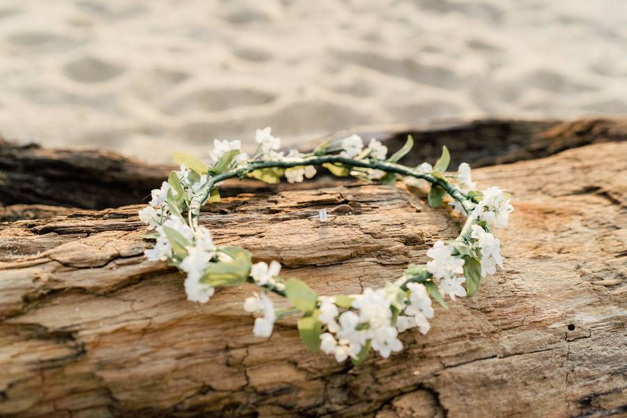 At Well With My Soul   Romantic Beach Engagement