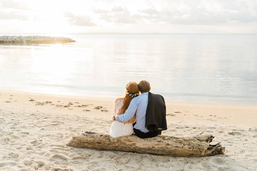 At Well With My Soul   Romantic Beach Engagement