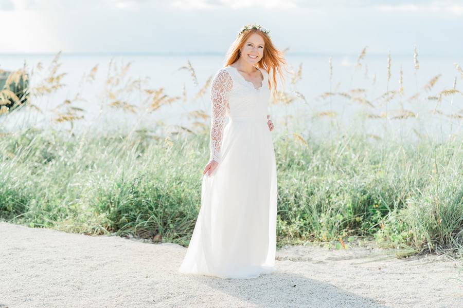 At Well With My Soul   Romantic Beach Engagement