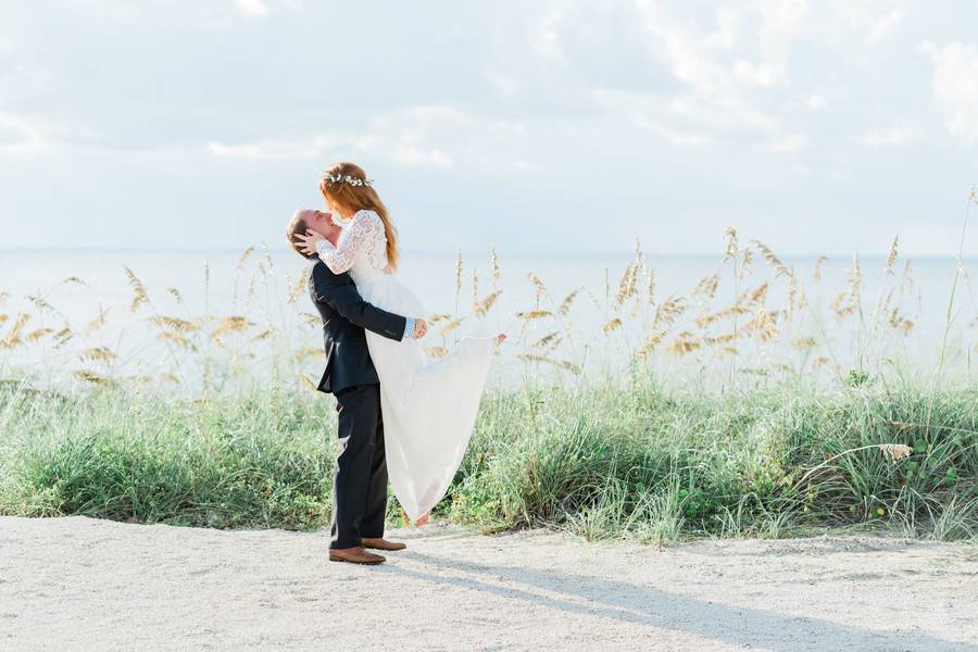 At Well With My Soul   Romantic Beach Engagement