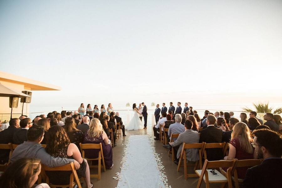 Elegant Ocean View Resort Wedding