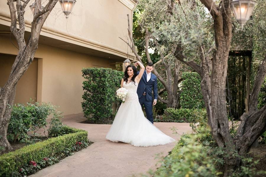 Elegant Ocean View Resort Wedding