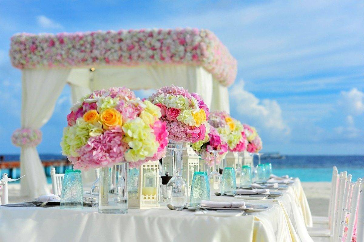 20 Things Youll Want to Buy Before Your Destination Wedding
