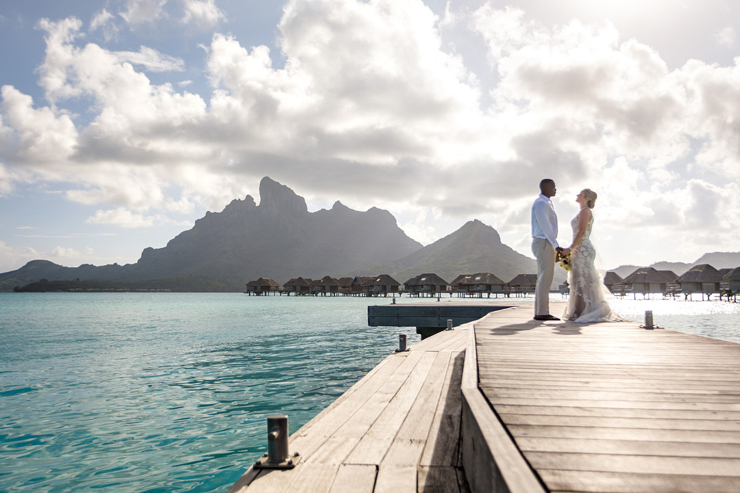 Sunset Elopement in French Polynesia