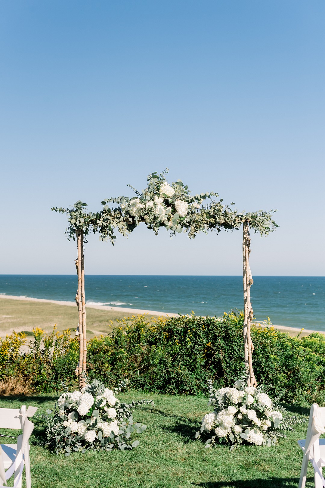 White and Blue Themed Wedding in Nantucket