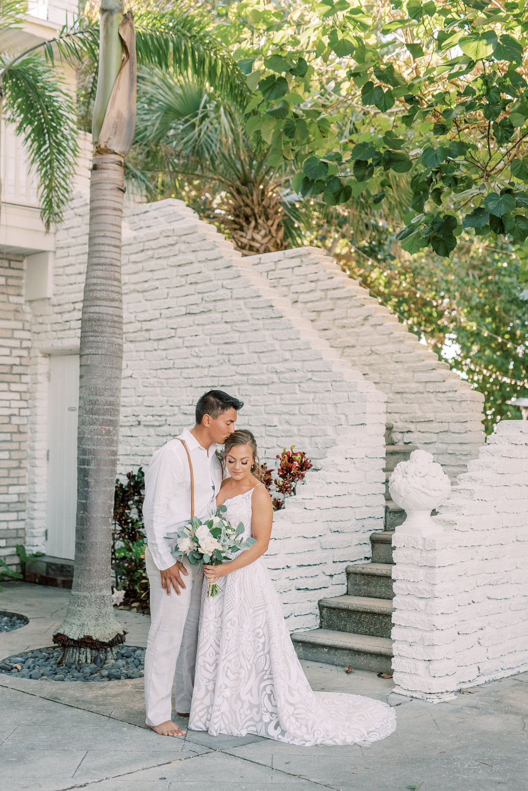 Fresh and Chic Beach Wedding in Florida