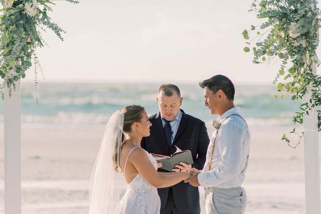 Fresh and Chic Beach Wedding in Florida