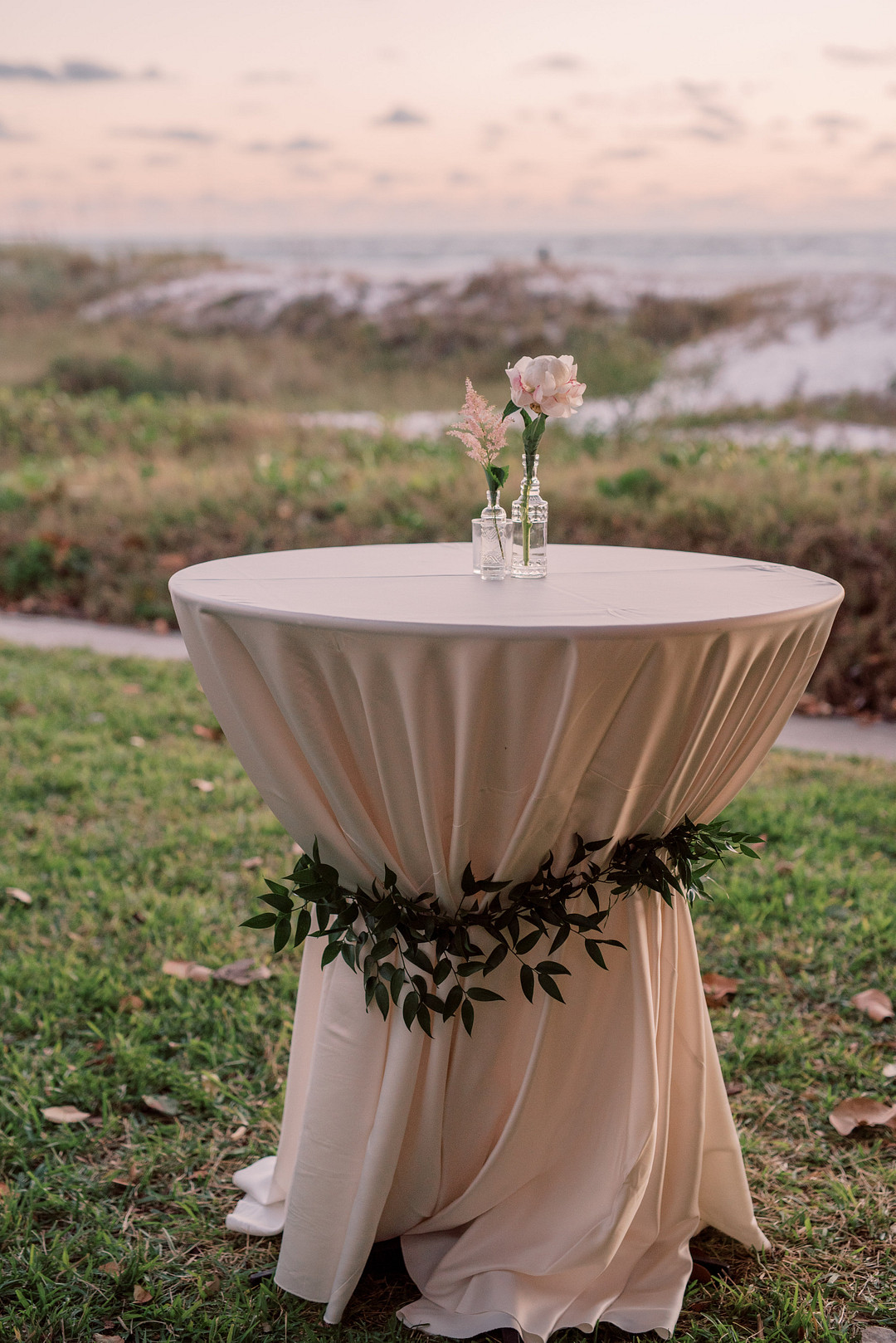 Fresh and Chic Beach Wedding in Florida