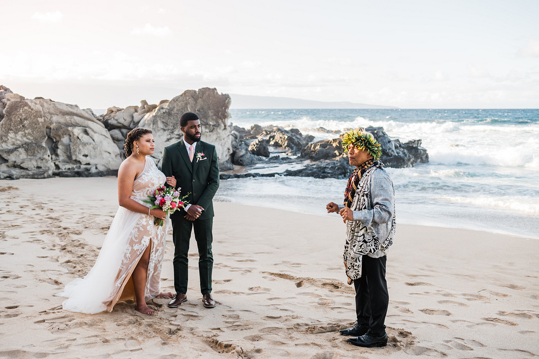 Just Mauid: An Intimate Tropical Elopement in Maui