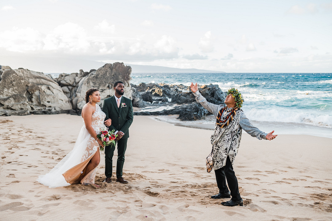 Just Mauid: An Intimate Tropical Elopement in Maui