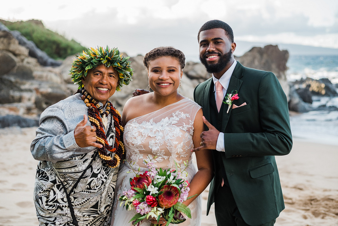 Just Mauid: An Intimate Tropical Elopement in Maui