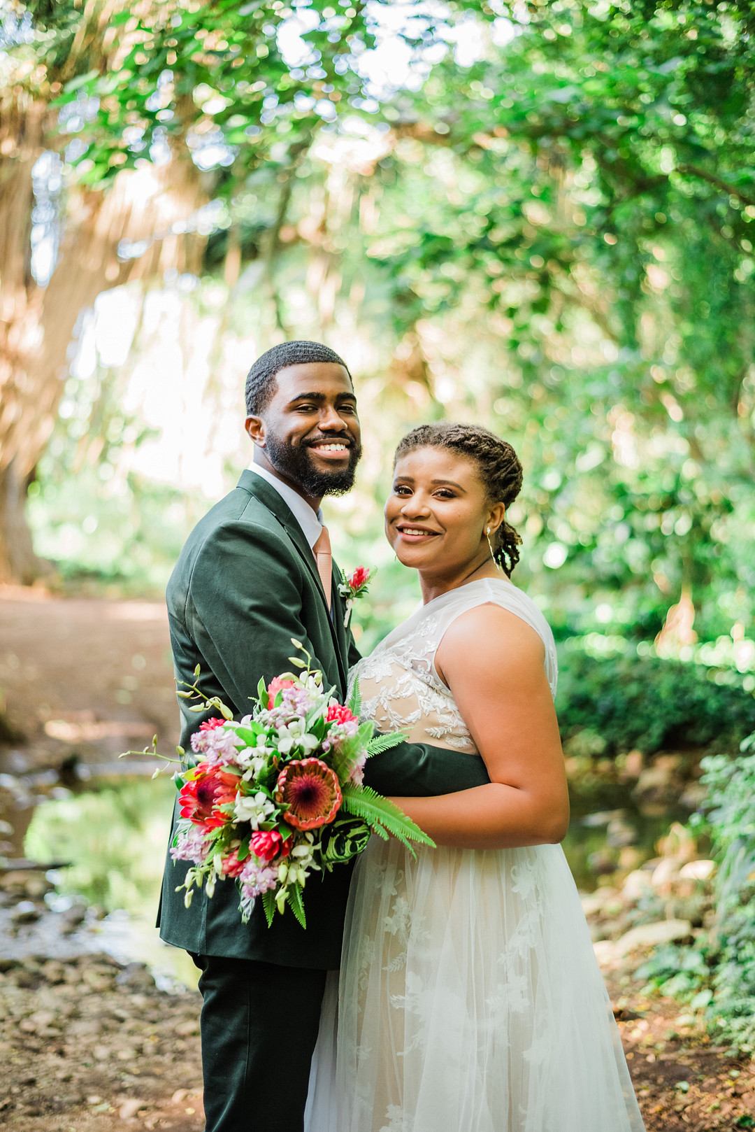 Just Mauid: An Intimate Tropical Elopement in Maui